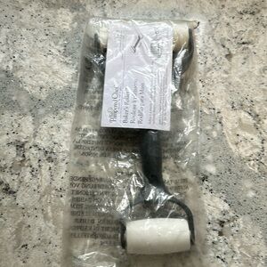 Pampered chef baker’s roller